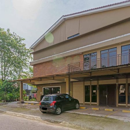 Koolkost Syariah At Taman Simprug Cikarang Hotel Bekasi Exterior foto