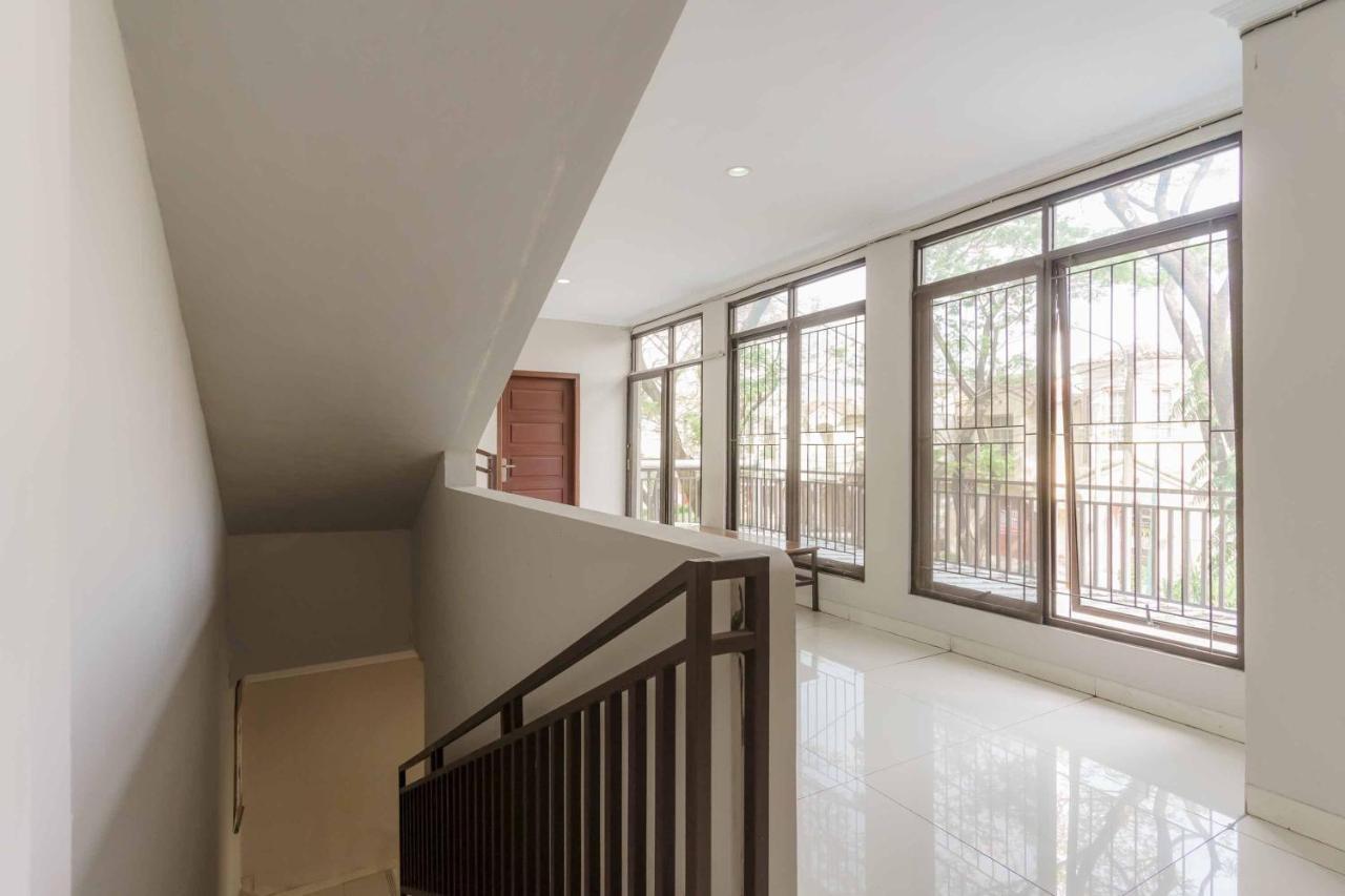 Koolkost Syariah At Taman Simprug Cikarang Hotel Bekasi Exterior foto