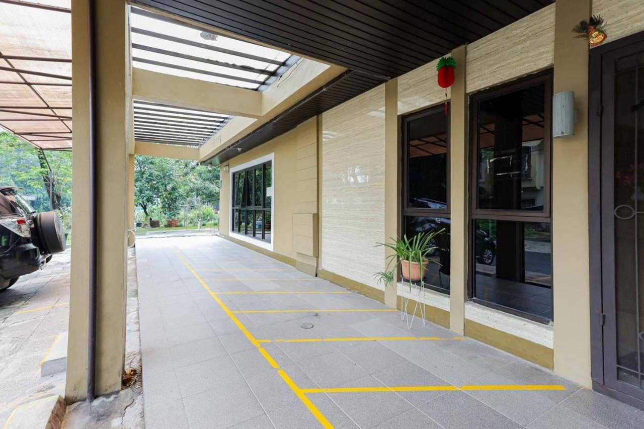 Koolkost Syariah At Taman Simprug Cikarang Hotel Bekasi Exterior foto